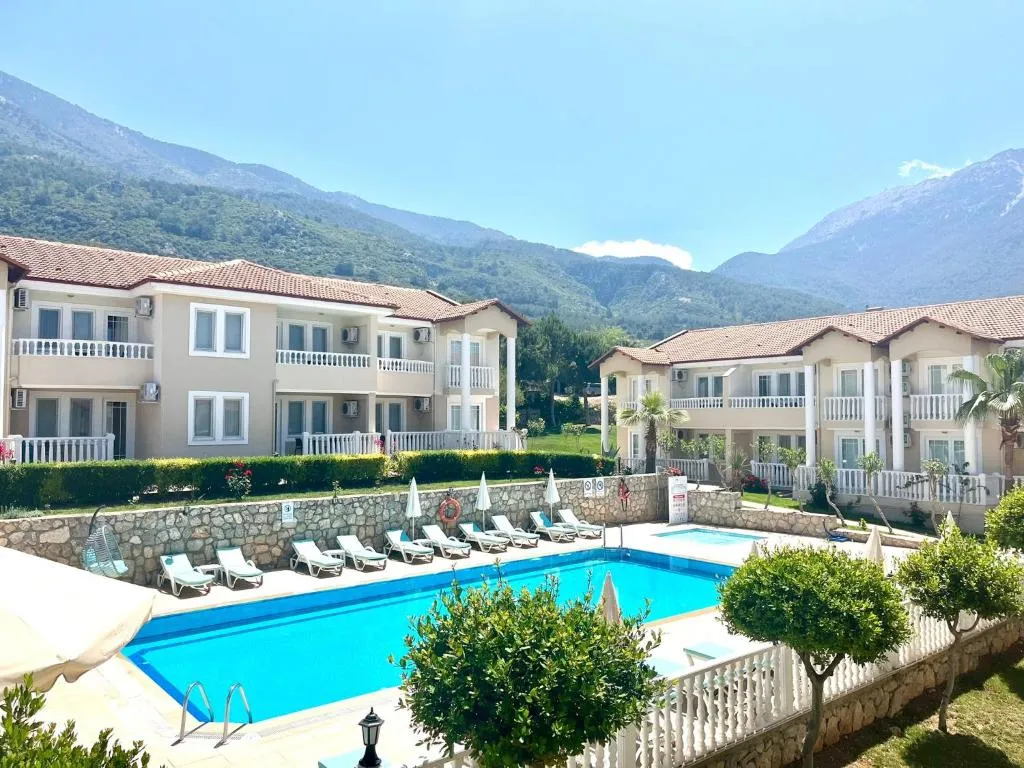 Larimar Suite Hotel - Hotel in Oludeniz Fethiye