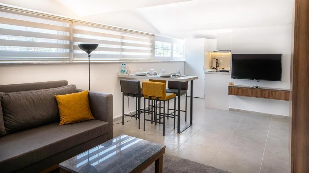 Midpoint Suites, photo 3